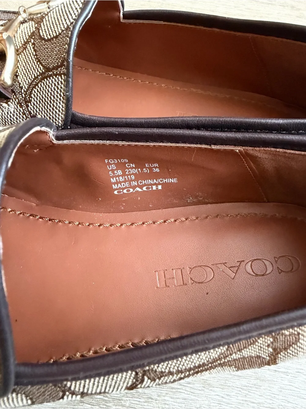 Coach Haley Signature Jacquard Loafers Women's Size 5.5 B Shoes Khaki Brown